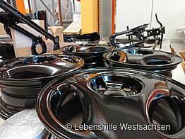 Behindertenwerkstatt Reinsdorf - Pulverbeschichtung von Felgen & Rahmenteilen